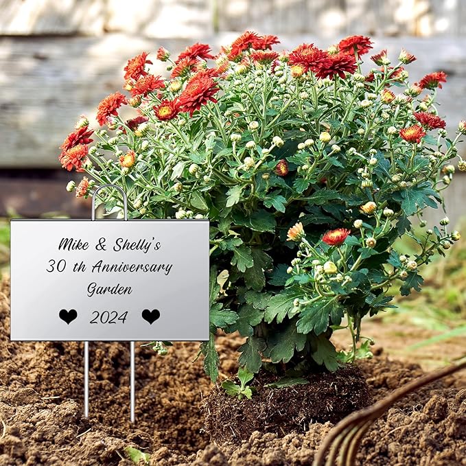 Landhoow 50 Pcs Large Garden Plant Markers Metal Plant Labels Sign 4'' x 6'' with 11'' Stake Weatherproof Waterproof Garden Sign for Outdoor Seedlings Herbs Vegetable Greenhouse, Silver