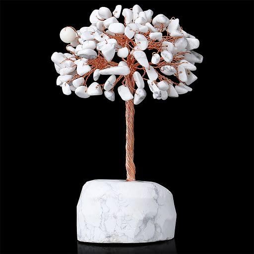 YATOJUZI White Howlite Crystals Tree Natural Crystals Gemstones Base Copper Wire Tree of Life for Positive Energy Reiki Good Luck Home Office Desk Decor Spiritual Gifts Meditation