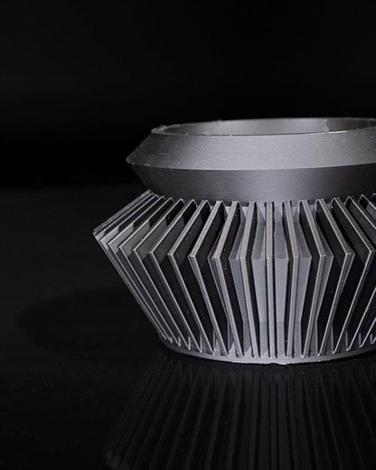Quano Planter – Modern 3D Printed Geometric Vase with Stand