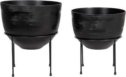 Kate and Laurel Navara Modern Two-Piece Round Metal Planter Set; 2 Piece Set; Black; Planters for Indoor Plants with Engraved Texture and Size for Large Plants