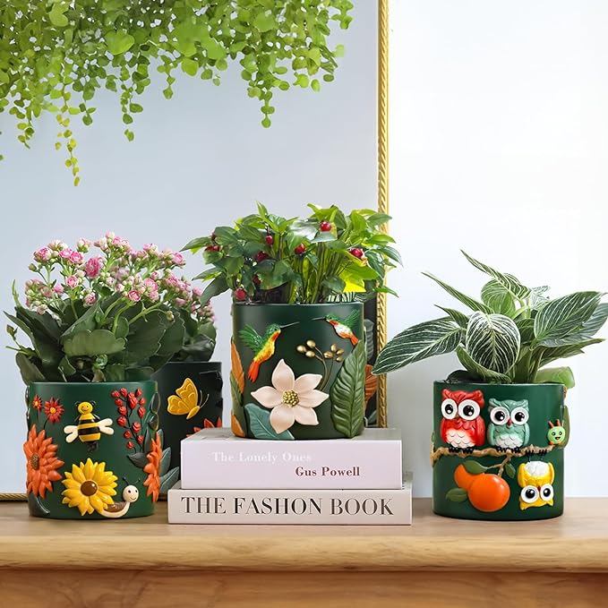 GUGUGO Colorful Hummingbird Plant Pots, Cute Unique Succulent Animal Planters with Drainage, Rainbow Small Flower Pots for Indoor Plants, Funny Eclectic Home Décor Gift for Plant Lovers, Pale Pink