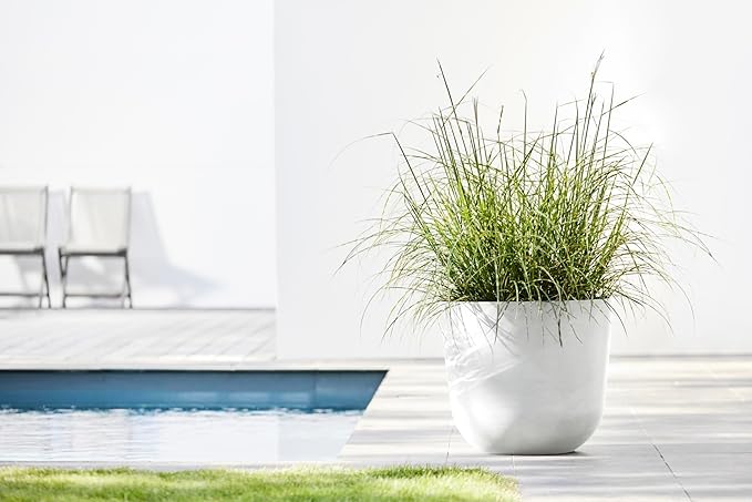 Ecopots Oslo Durable Modern Round Indoor/Outdoor Recycled-Based Composite Flower Pot Planter, Pure White, 17.75"