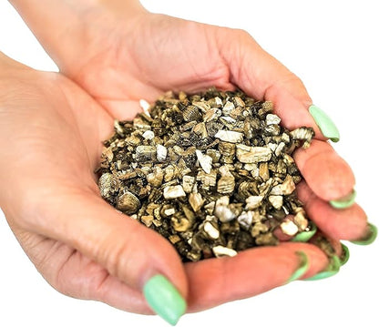 Horticultural Organic Vermiculite by GARDENERA - (Made in Ukraine) - Medium Grade - Natural Soil Additive for Potted Plants, Orchids, Hydroponics, Terrariums (2 Quart)