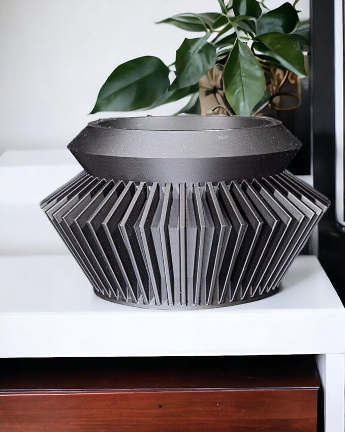 Quano Planter – Modern 3D Printed Geometric Vase with Stand