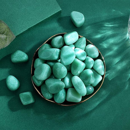 QINJIEJIE 0.9 LBS Green Aventurine Polished Stones Tumbled Crystals Bulk Gemstones 0.6-1" Irregular Stone Natural Reiki Healing Crystal for Plants Vase Filler Decoration Energy Beginners Gifts