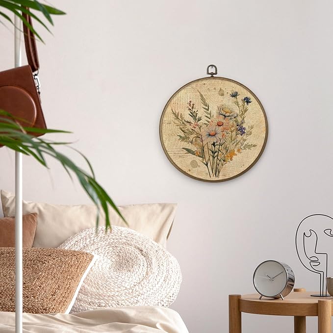 MAQIKA Vintage Floral Framed Wall Art Decor, Boho Flower Wall Decor, Botanical Daisy Round Wall Hanging Decor, Farmhouse Plant Canvas Prints Wall Art for Kitchen Bathroom Dorm Room, 10x10 Inch