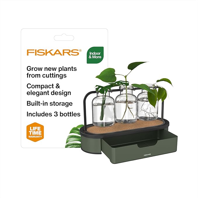 Fiskars Plant Propagation Station – Multi-Flute Glass Propagation Stand with Metal Base, Ideal for Rooting Multiple Plant Cuttings and Hydroponic Decor