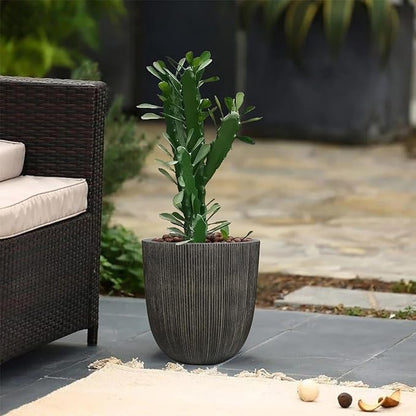 12.4"H Tall Round Plastic Planter for Indoor Outdoor Plants, Large Indoor Outdoor Plant Pots with Drainage Hole and Plug, Flower Pots for Plants, Modern Planter for Home Garden Patio,Vintage Black
