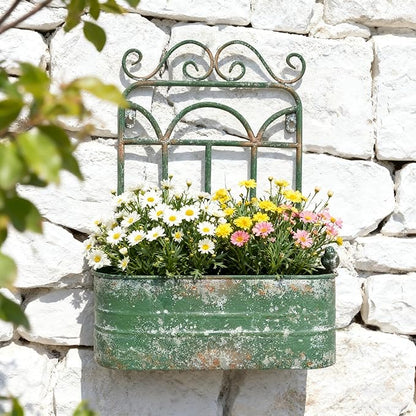 Rustic Metal Wall Planter Vintage Wall Mounted Flower Pot Distressed Wall Hanging Plant Basket Farmhouse Wall Decor for Indoor Outdoor Garden Home Yard (Green)
