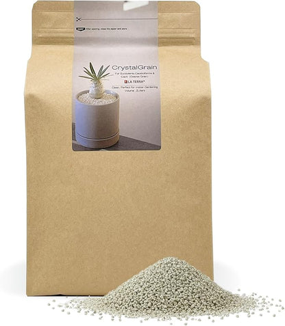 LA TERRA Soil for Succulents, Caudiciforms & Cacti, 2L (Coarse Grain) Made in Japan– Nutrient-Enriched, Clean, No Mess, Reusable-Crystal Grain