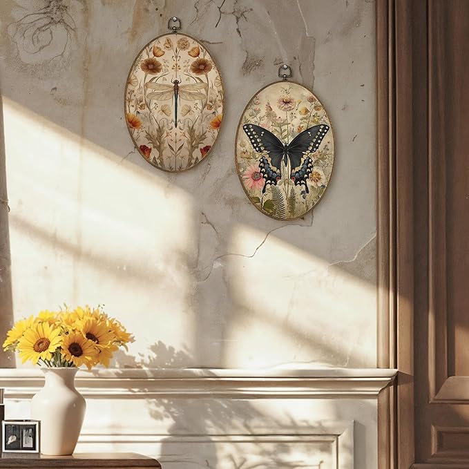 LKETW Vintage Floral Dragonfly Butterfly Oval Wall Art Decor, Farmhouse Nature Oval Canvas Hanging Decor, Rustic Wildflower Insect Wall Decorations for Home Living Room Bedroom, 8.6x11.4 Inch Set of 2