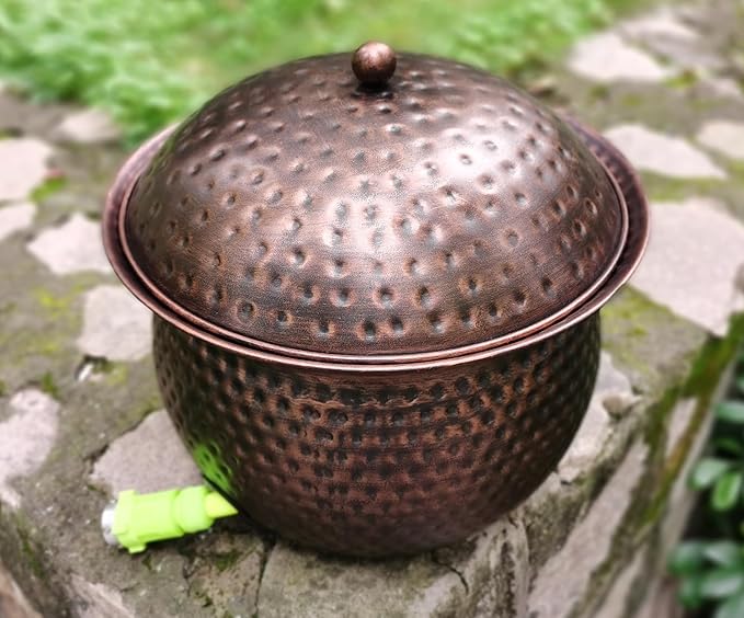 BSTGIFTS Garden Hose Holder Pot with Lid - Hose Storage Pot with Copper Finish and Hammered Accent - Stell Water Hose Container, Water Hose Hider Outdoor or Indoor Use