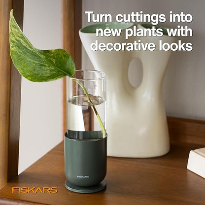 Fiskars Plant Propagator, 1 Piece – Single Decorative Glass Propagation Vase with Metal Base for Rooting Plant Cuttings and Hydroponic Display