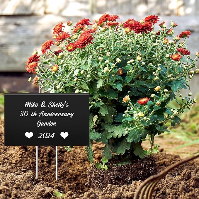 Landhoow 12 Pcs Large Garden Plant Markers Metal Plant Labels Sign 4'' x 6'' with 11'' Stake Weatherproof Waterproof Garden Sign for Outdoor Seedlings Herbs Vegetable Greenhouse, Black
