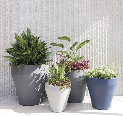 Crescent Garden Rim TruDrop Planter, Self-Watering Plant Pot (26", Midnight)