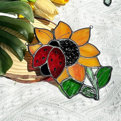 Ladybug Sunflower Stained Glass Window Hangings Suncatcher, Tiffany Style Stained Glass Ladybug Sun Flower Ornament Decor Gifts for Women Mom, Wedding Birthday Christmas Celebration Gifts.