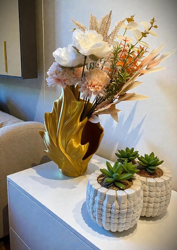3D Printed Leaf Planter Vase (Gold, 10x6x5)
