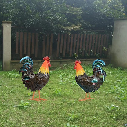 Metal Rooster Statues, Garden Chicken Decorations, Outdoor Chicken Sculptures, Metal Yard Rooster Artwork for Yard Farm Patio Lawn Porch Kitchen Decoration (Brown)