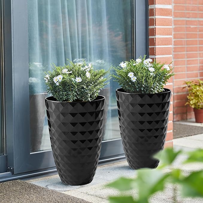 Glitzhome 19.75" H Large Tall Planters for Outdoor, Set of 2 Tall Black Planter with Drainage Holes, Faux Ceramic Diamond Textured Oversized Planters, Decorative Flower Pots for Porch Indoor Garden