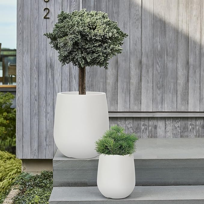 11.8 Inch Plastic Tall Planters for Outdoor Plants, Modern Round Tapered Flower Pot for Outdoor and Indoor Plants, Large Plant Pot with Drainage Holes and Plug for Home Garden Patio, Chalk Beige