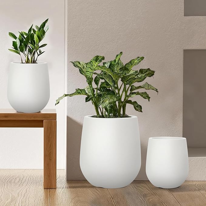 16.9 Inch Plastic Tall Large Planters for Outdoor Plants, Modern Round Tapered Flower Pot for Indoor Plants, Plant Pots with Drainage Holes and Rubber Plug for Home Garden Patio, Chalk Beige