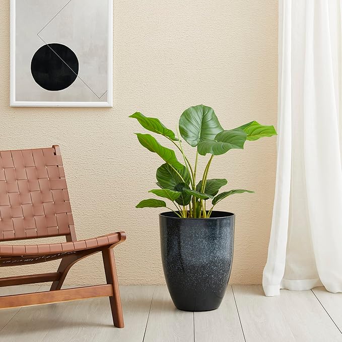 Glitzhome Large Planters for Outdoor Plants, Tall Outdoor Planter with Drainage Holes, Large Faux Ceramic Tall Flower Pots,Oversized Planters for Front Porch,Garden,Patio and Deck,16.75''H,Set of 2