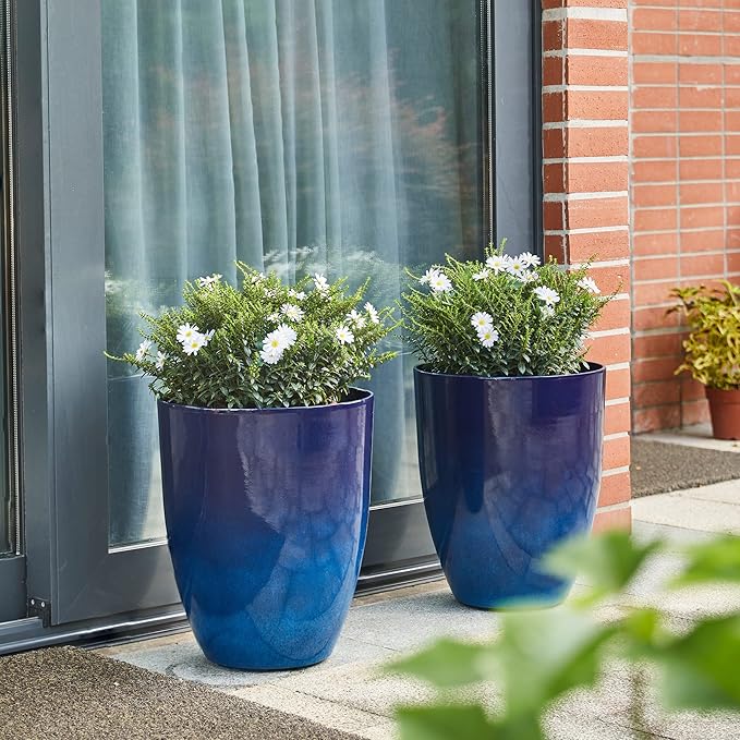 Glitzhome Set of 2 Planters for Outdoor Plants 16.75''H Large Gradient Cobalt Blue Planter Tall Planter Pot with Drainage Hole for Outdoor Front Porch and Patio