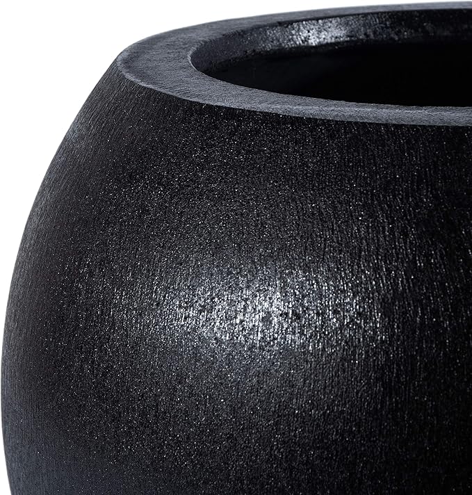 Safavieh Outdoor Collection Gerand Black Concrete Planter (Fully Assembled)